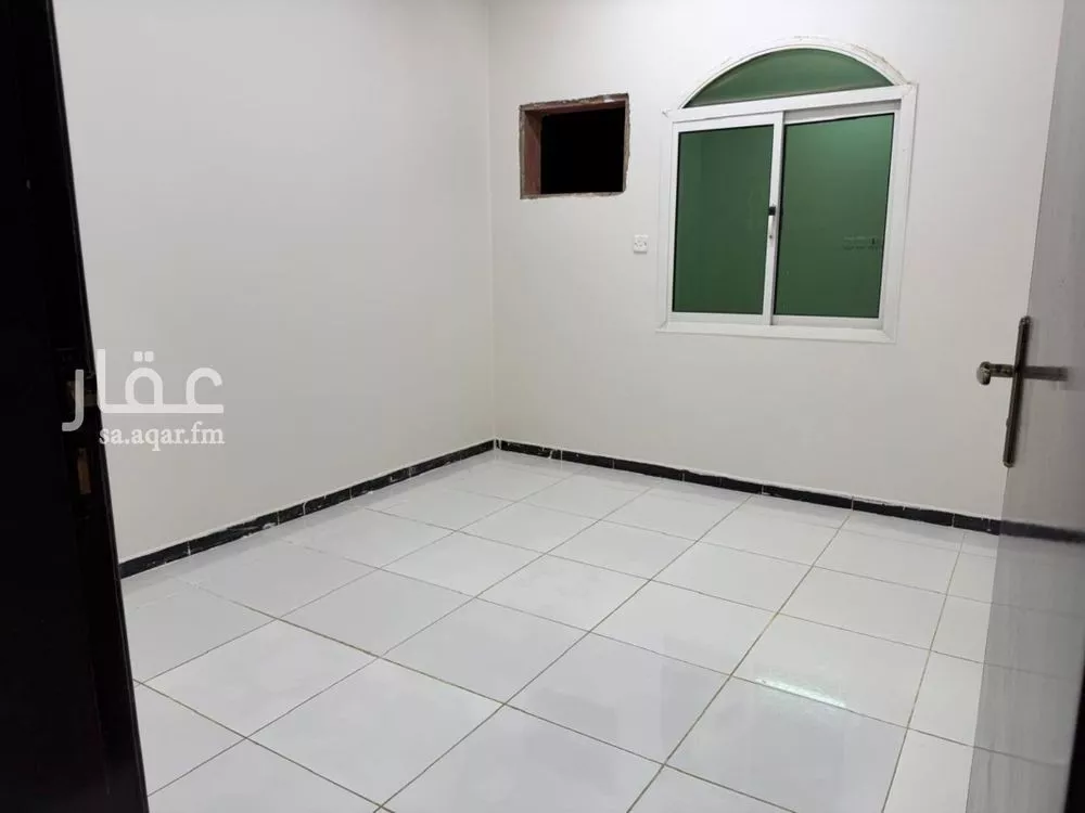 فيلا 4 غرف في الرمال 7