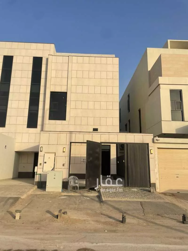 فيلا 6 غرف في الجنادرية 3