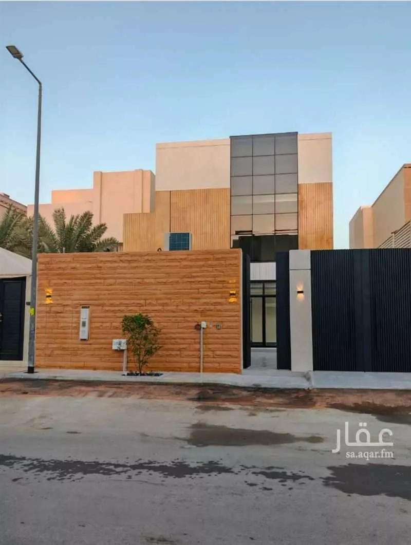 8 bedroom villa in Al Yasmin 18