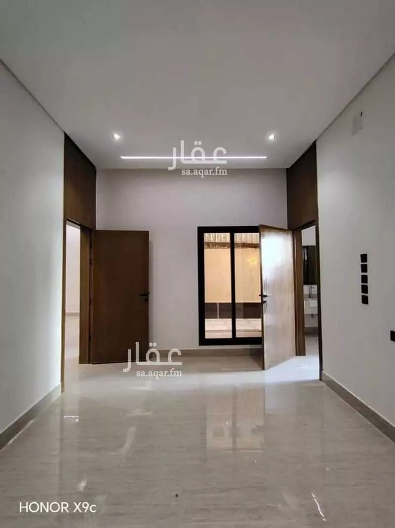 فيلا 5 غرف في طويق 15