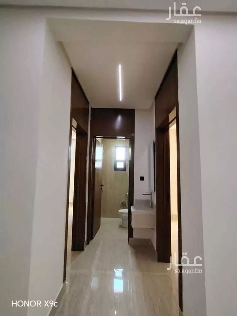 فيلا 5 غرف في طويق 18