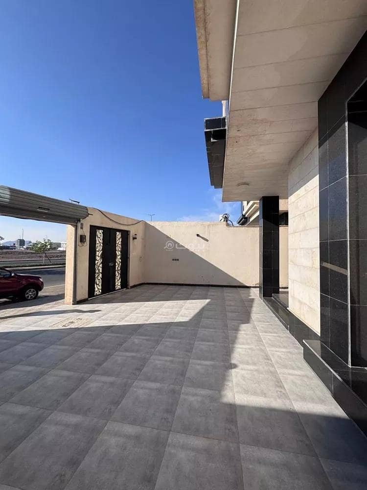 5 bedroom villa in Al Rawabi, Madinah 6