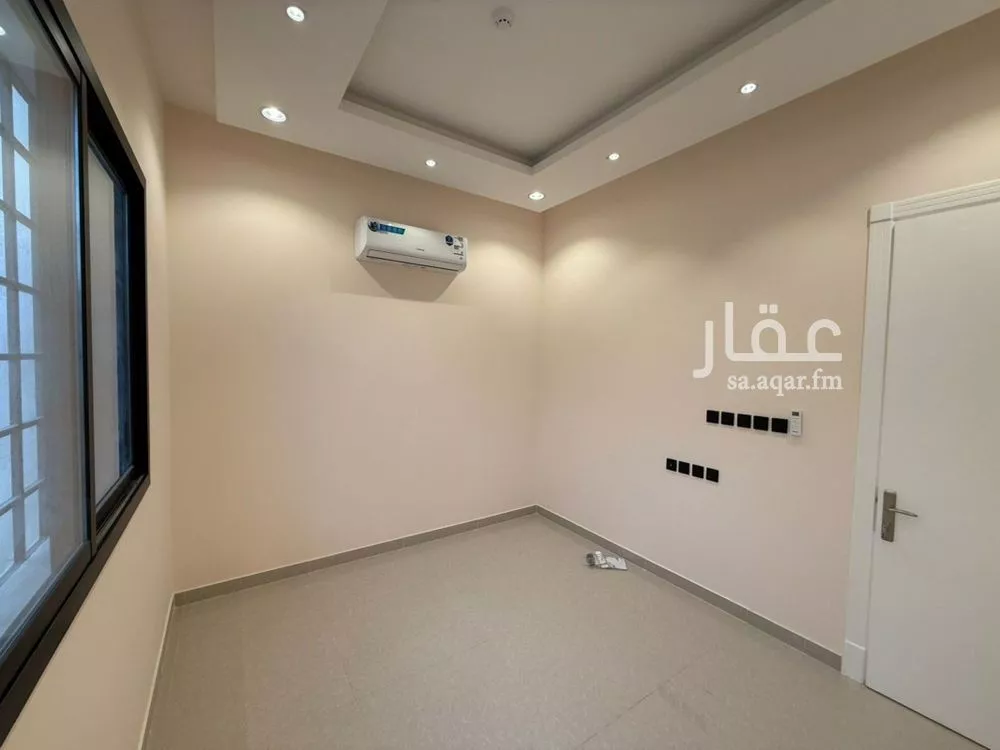 4 bedroom apartment in Dhahrat Laban 13