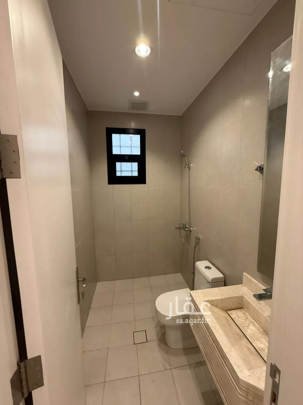 4 bedroom apartment in Dhahrat Laban 5