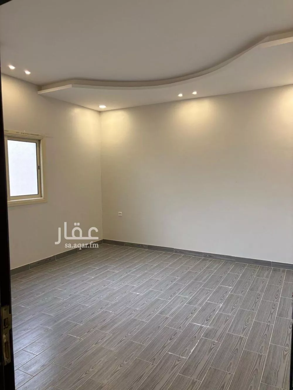 فيلا 5 غرف في الملك فهد 27