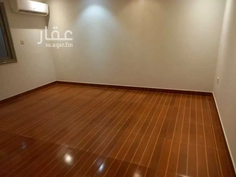 شقة 4 غرف في الحمرا 6
