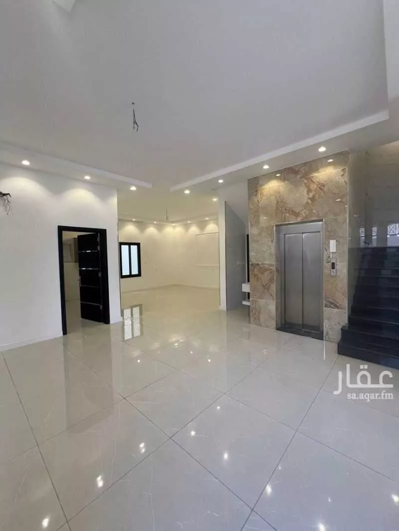 فيلا 5 غرف في الشراع 3