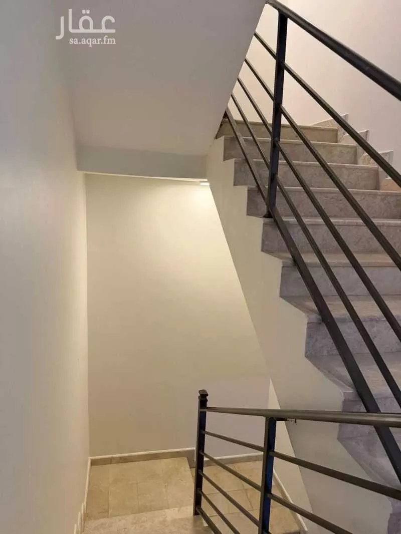 3 bedroom floor in Al Aridh 16