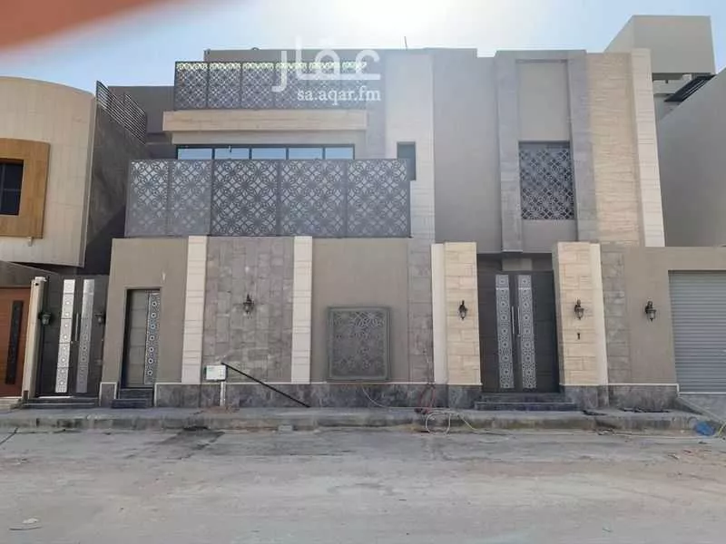 3 bedroom floor in Al Aridh 19