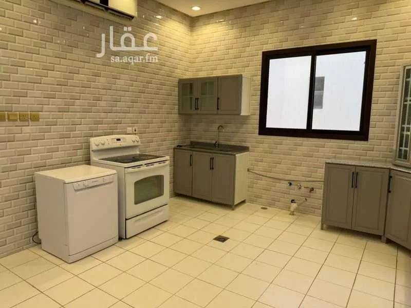 3 bedroom floor in Al Aridh 23