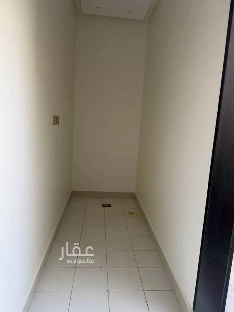 3 bedroom floor in Al Aridh 10