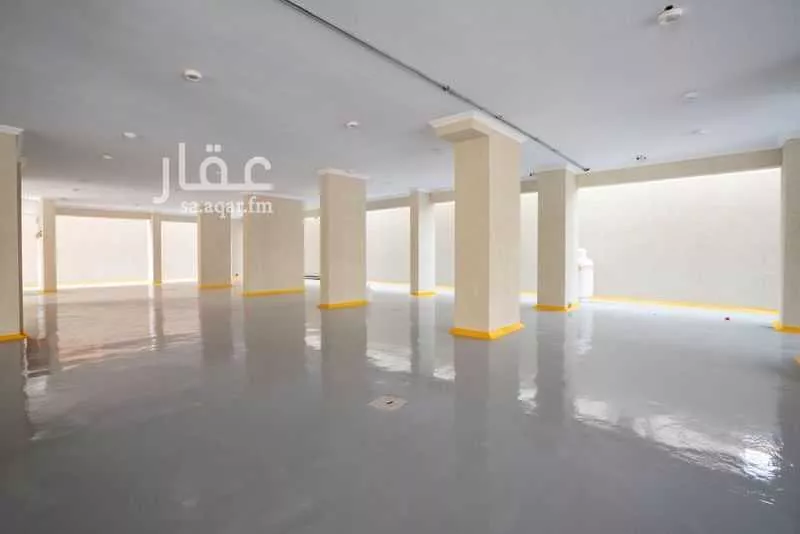 شقة 4 غرف في النزهة 20