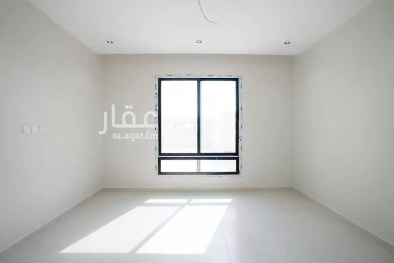 شقة 3 غرف في النزهة 8