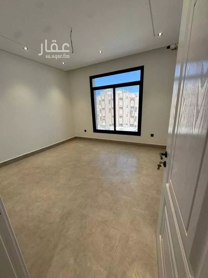 4 bedroom apartment in Al Naeem 19
