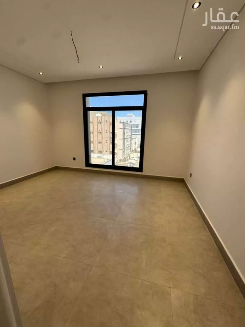 4 bedroom apartment in Al Naeem 8