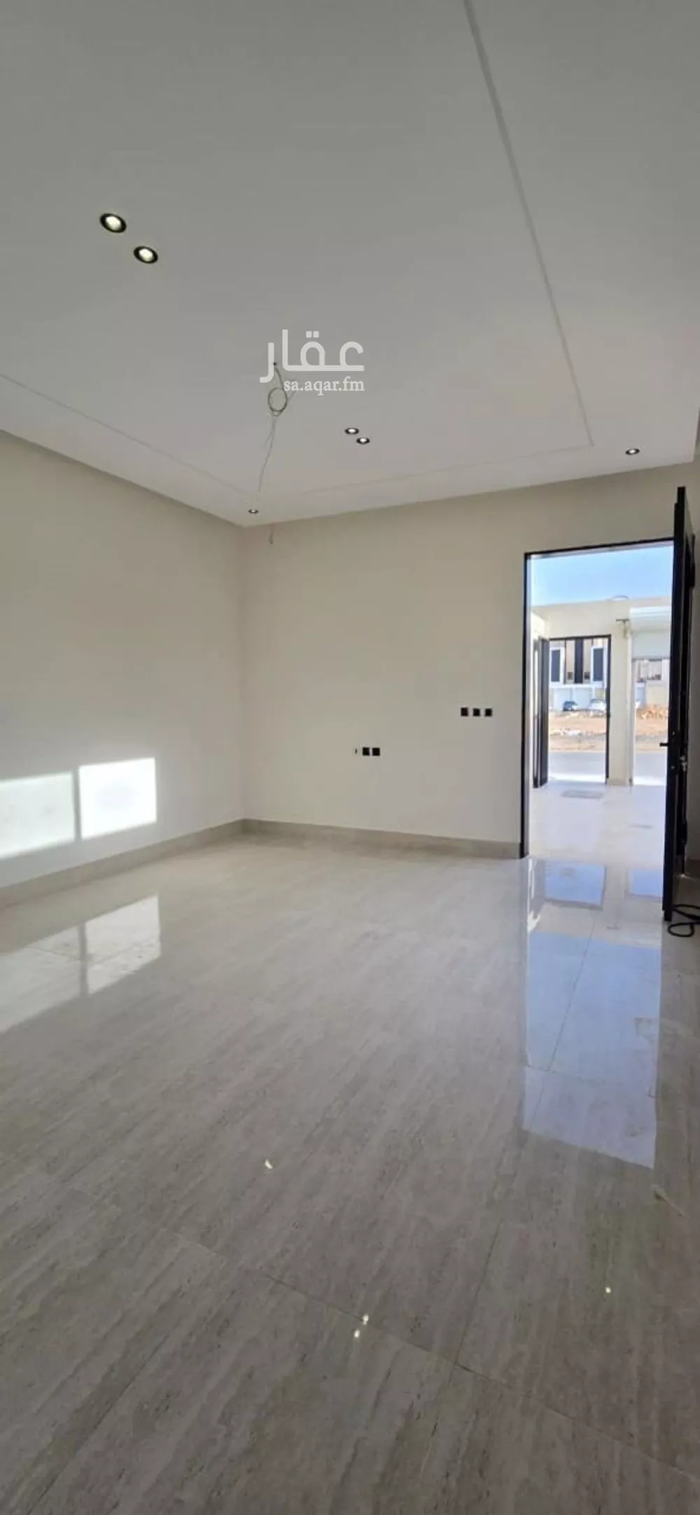 3 bedroom floor in Al Hazm 19