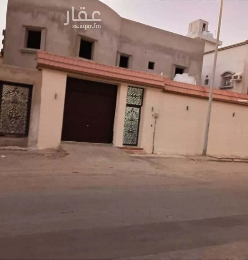 عمارة 735 م² في الكوثر 4