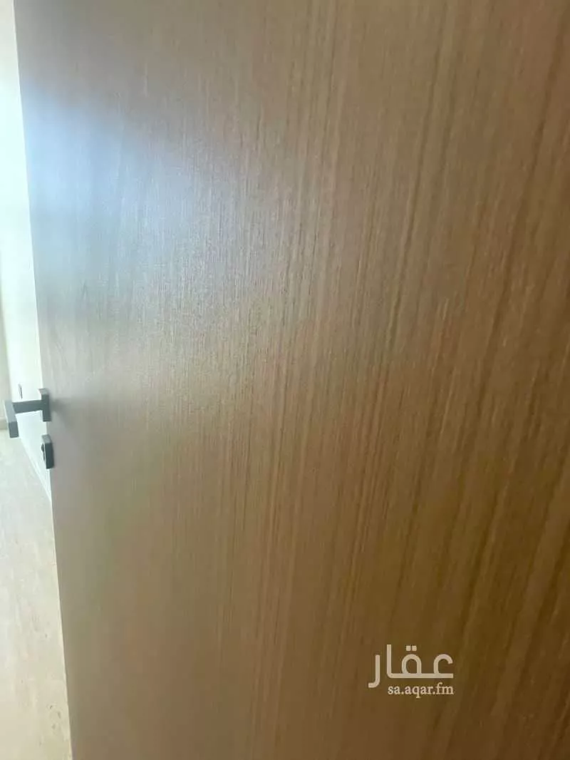 فيلا 6 غرف في السيف 18