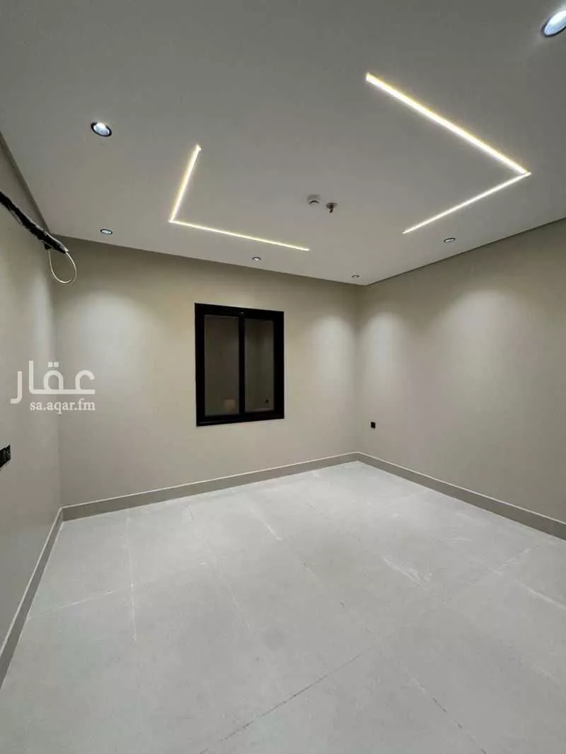 شقة 4 غرف في الحمرا 27