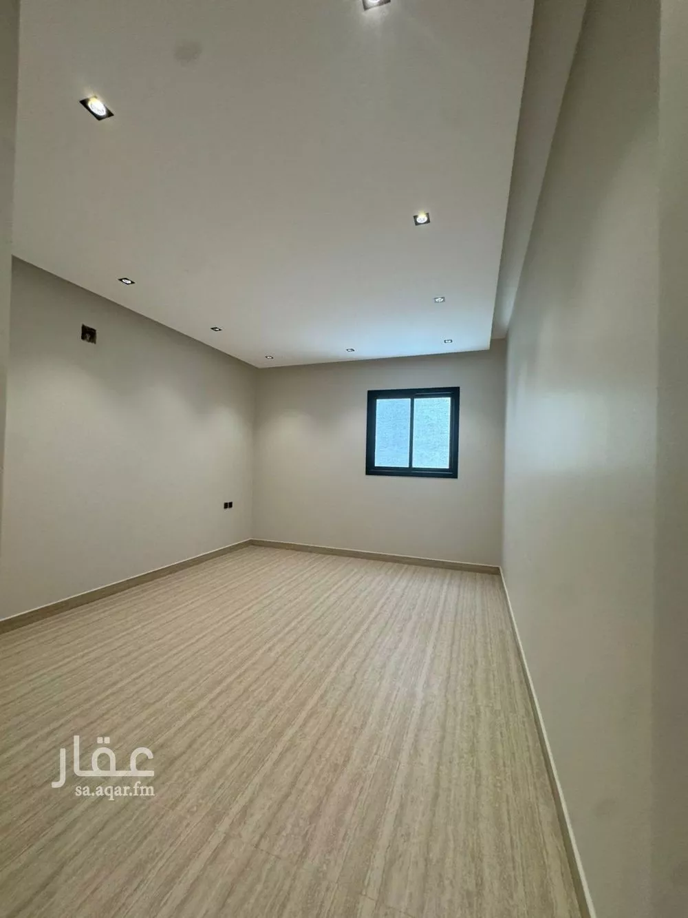 4 bedroom floor in Al Aridh 13