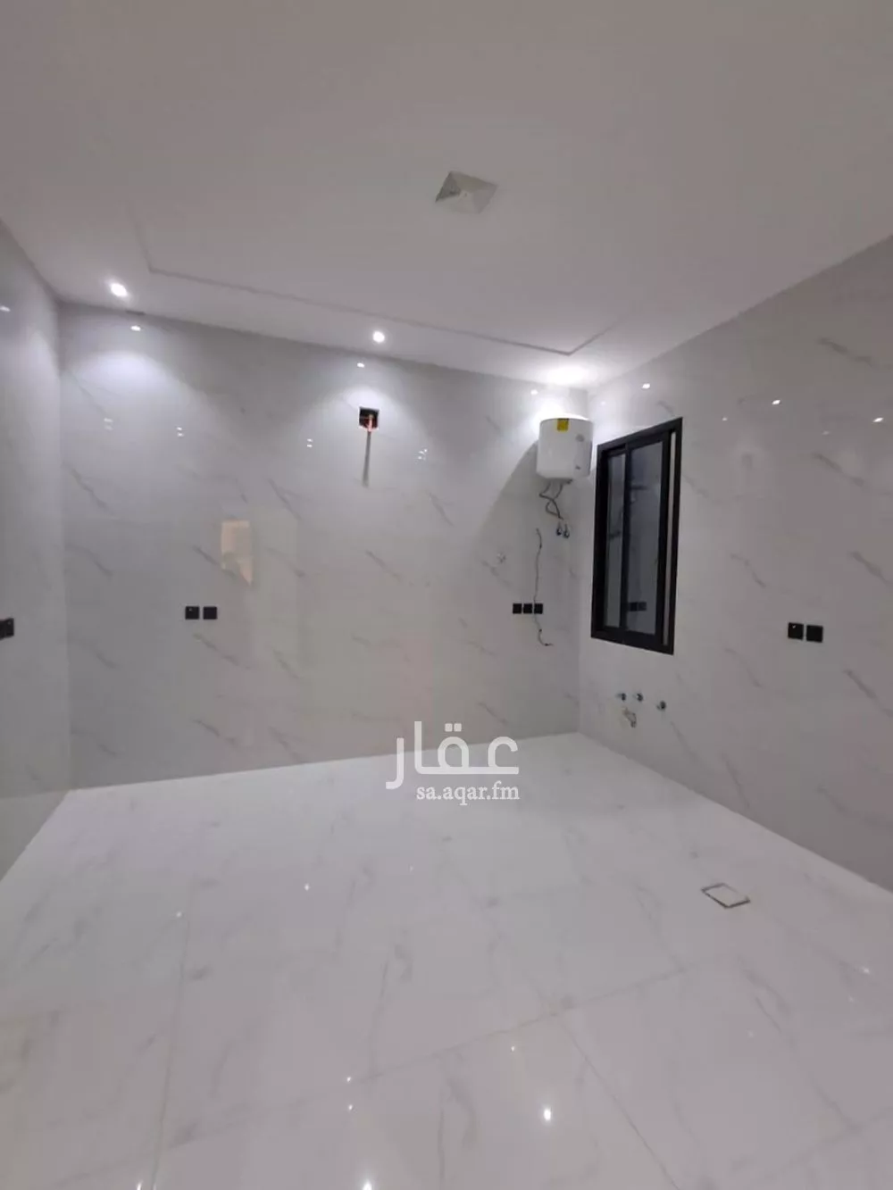 6 bedroom floor in Al Uraija Al Gharbiyah 2