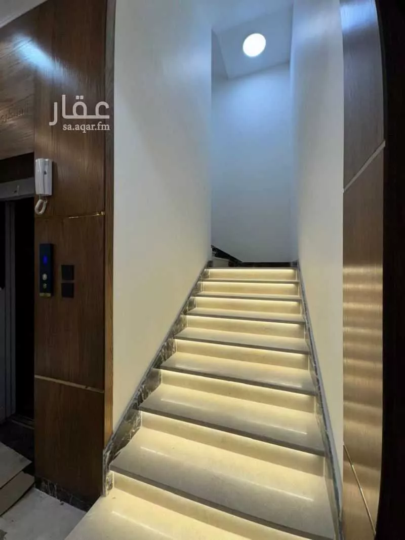 شقة 5 غرف في عين الخيف 3