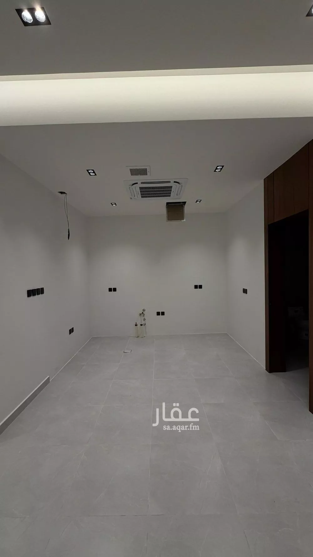 3 bedroom floor in Al Maseef 4