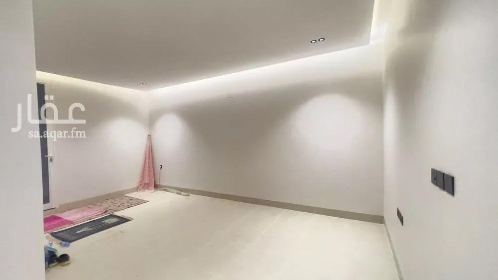 3 bedroom floor in Al Rimal 4