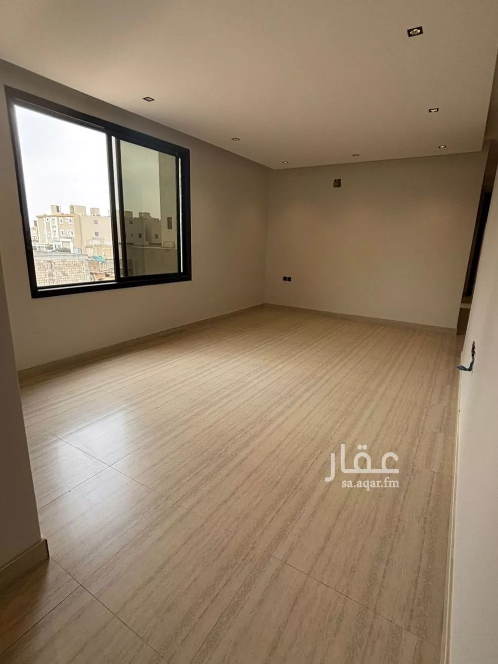 4 bedroom floor in Al Aridh 8