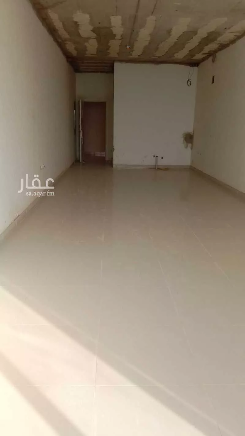 مكتب 1500 م² في السعادة 2