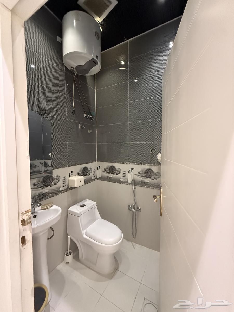 4 bedroom apartment in Dhahrat Laban 8
