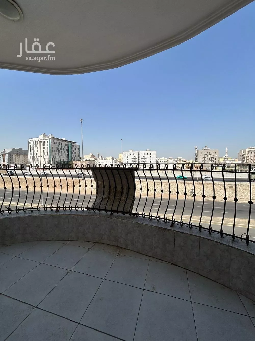 شقة 5 غرف في السامر 14