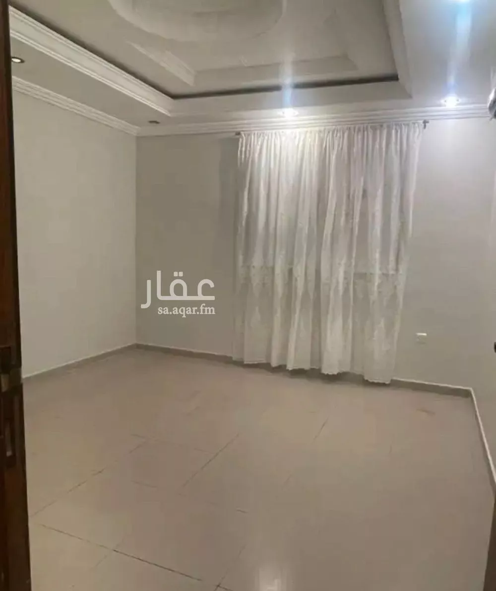 شقة 4 غرف في الزهراء 4