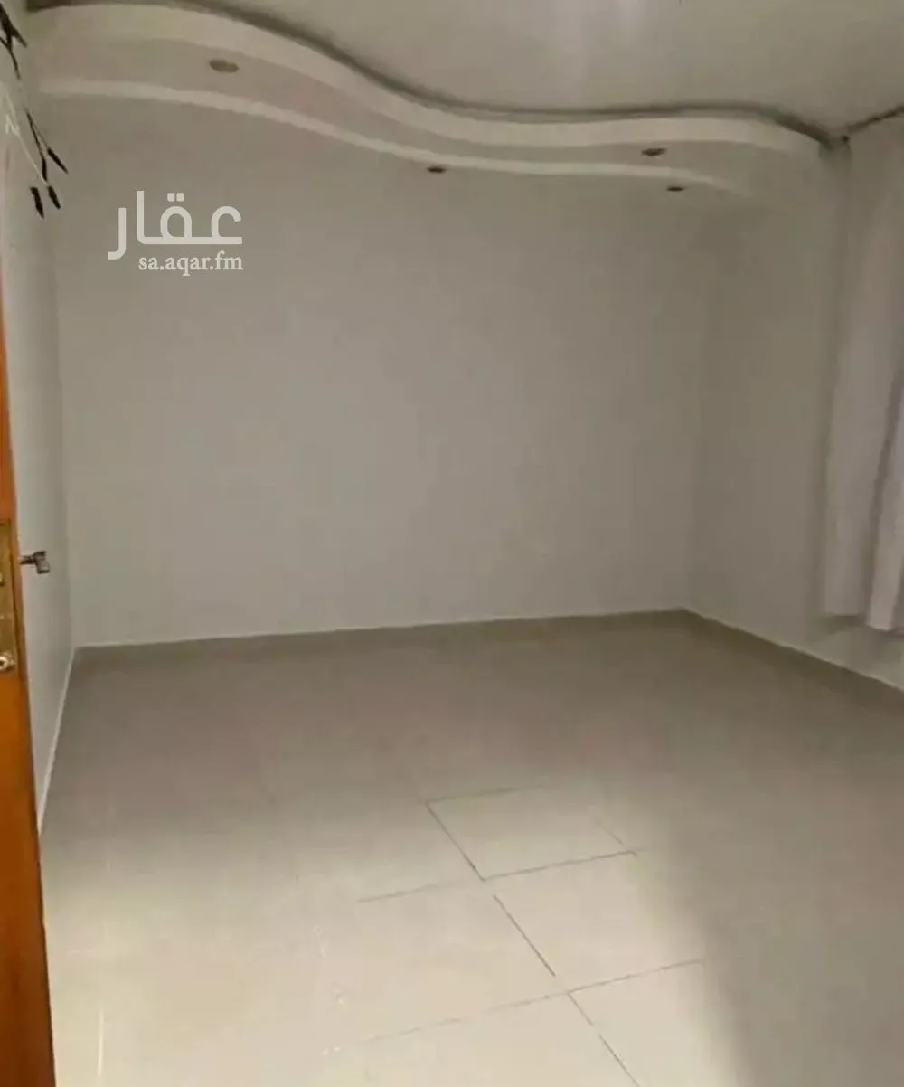 شقة 4 غرف في الزهراء 5