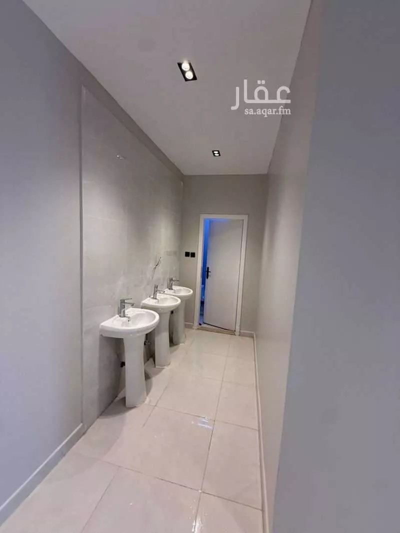 3 bedroom floor in Tuwaiq 3