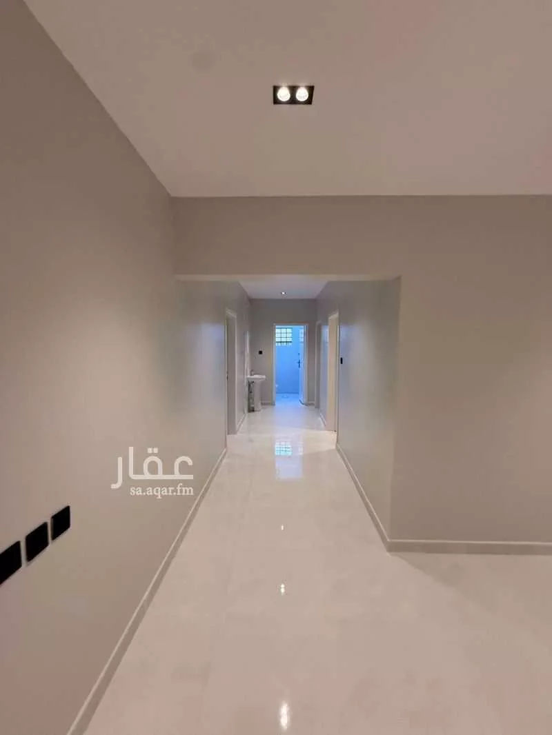 3 bedroom floor in Tuwaiq 5