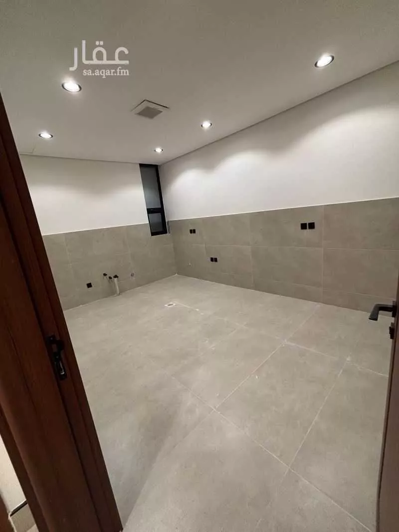 5 bedroom floor in Okaz 8