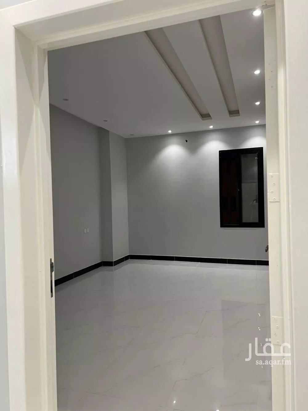 فيلا 4 غرف في العريجاء الغربية 3