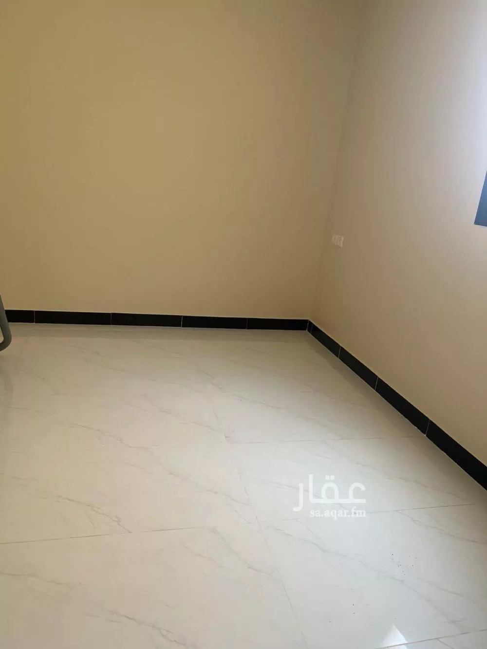 فيلا 4 غرف في العريجاء الغربية 6