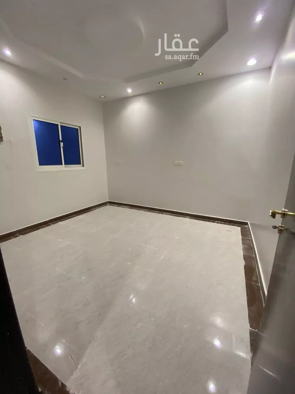 فيلا 5 غرف في الرمال 3