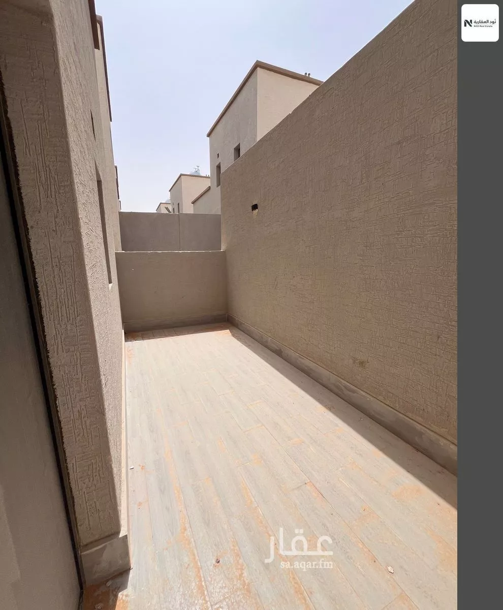فيلا 5 غرف في العارض 13