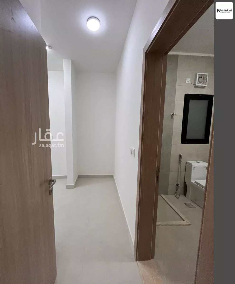فيلا 5 غرف في العارض 15
