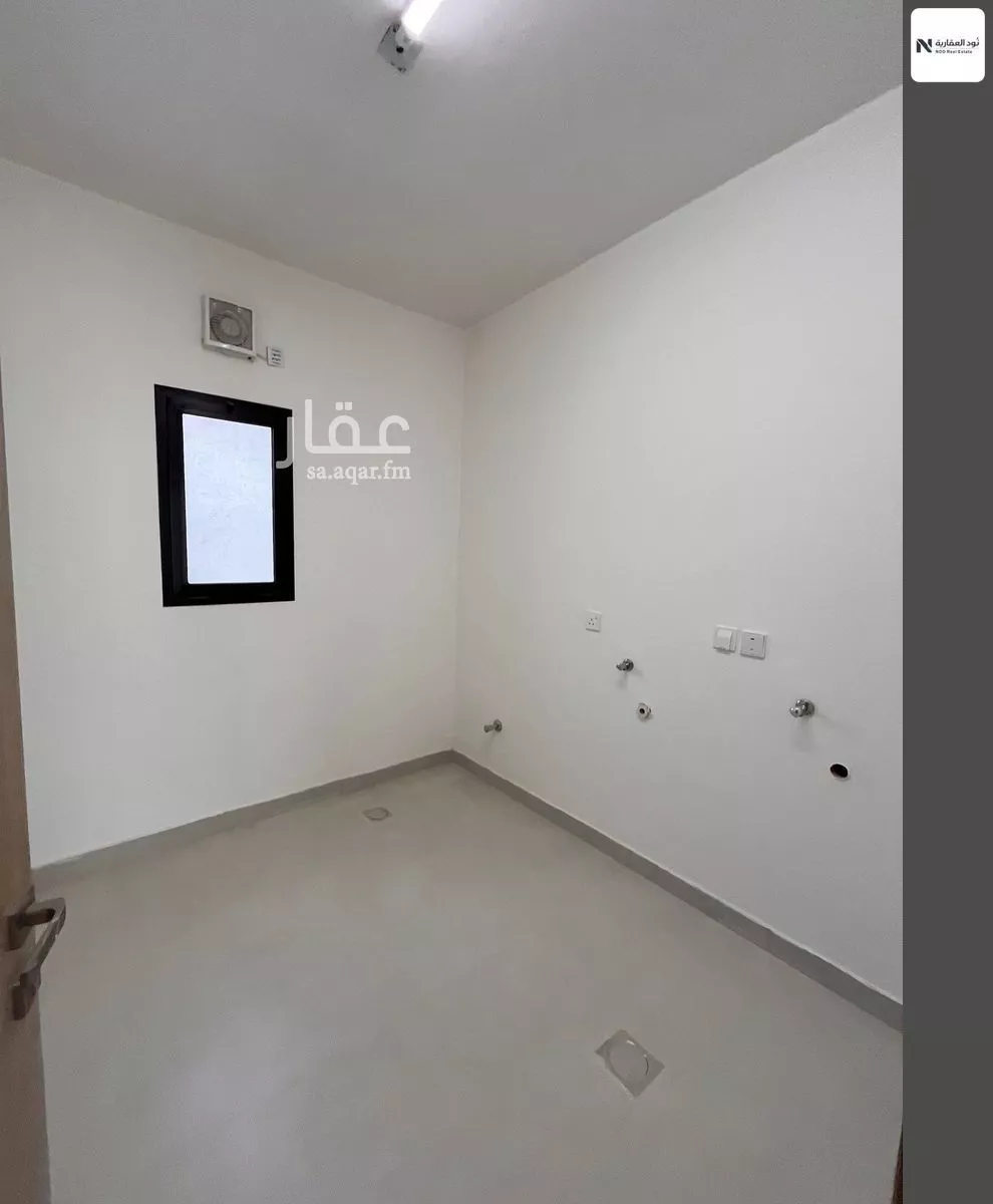 فيلا 5 غرف في العارض 21