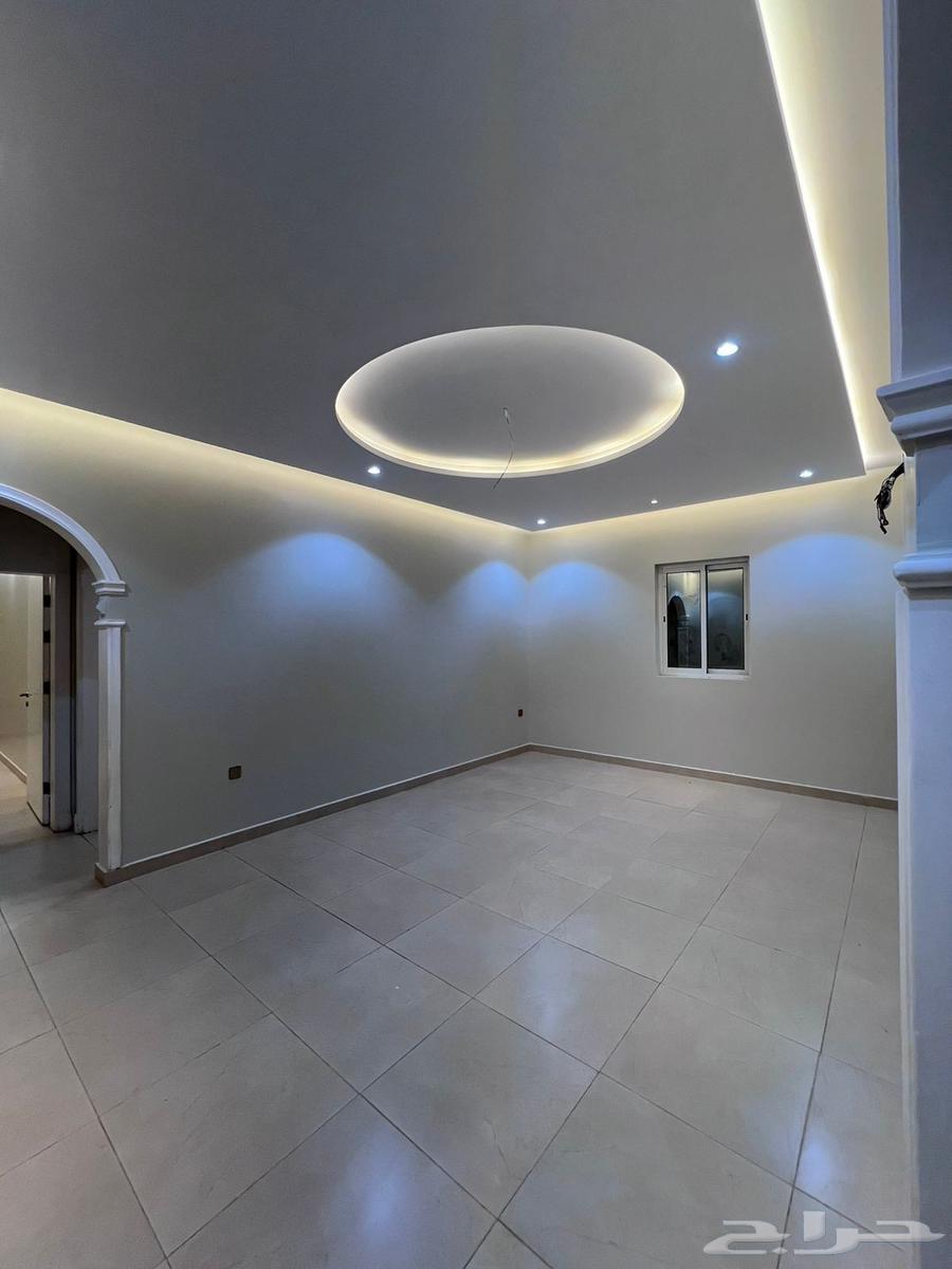 4 bedroom apartment in Az Zomorod 4