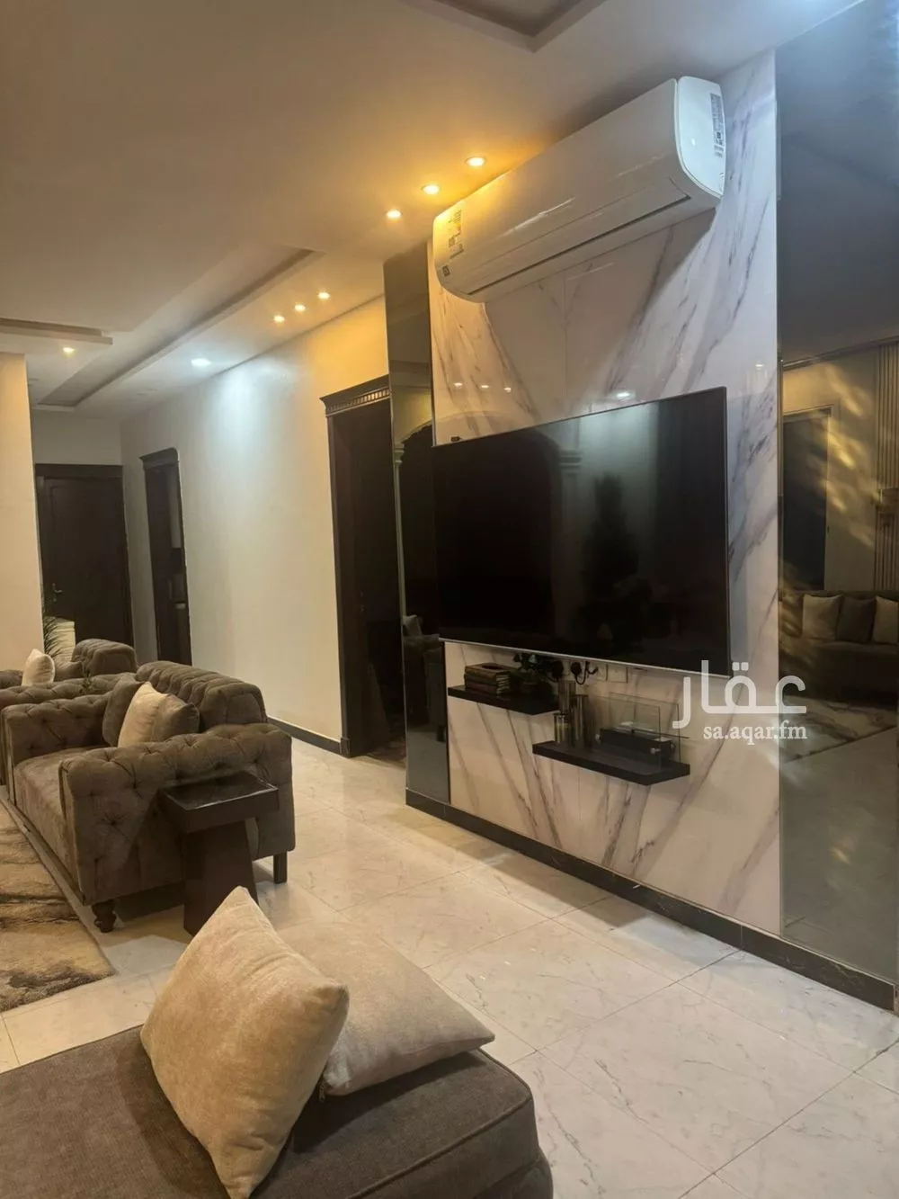 فيلا 10 غرف في عكاظ 2