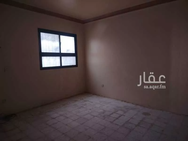5 bedroom villa in Al Khalidiyyah 6