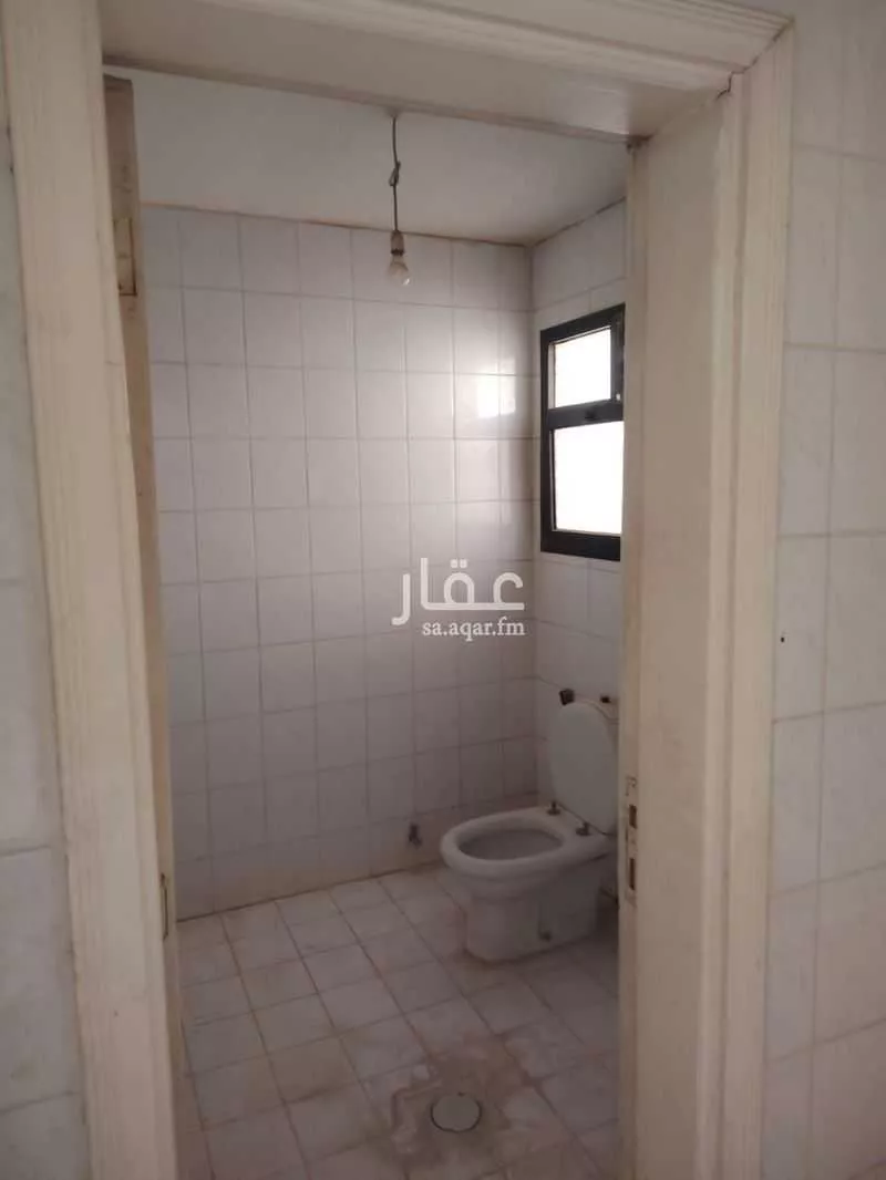 5 bedroom villa in Al Khalidiyyah 7
