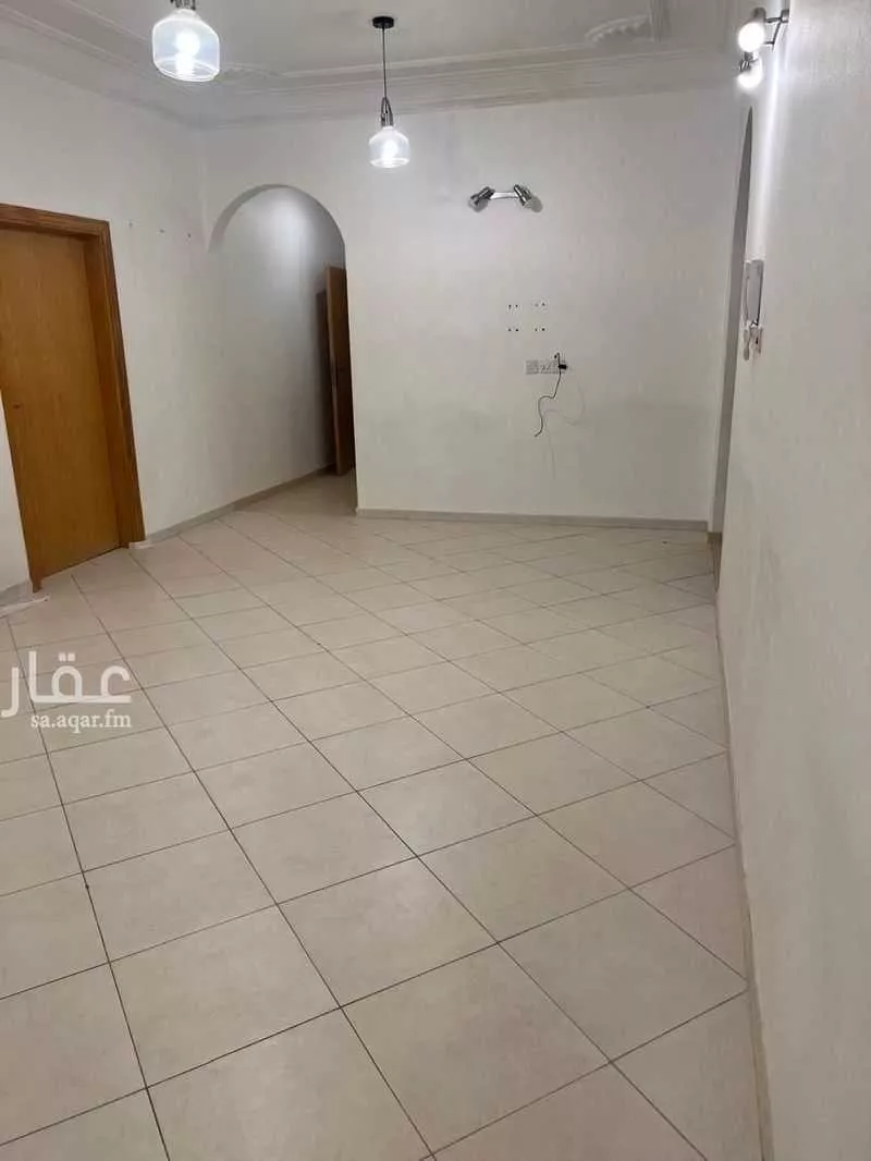فيلا 17 غرف في الزهرة 6