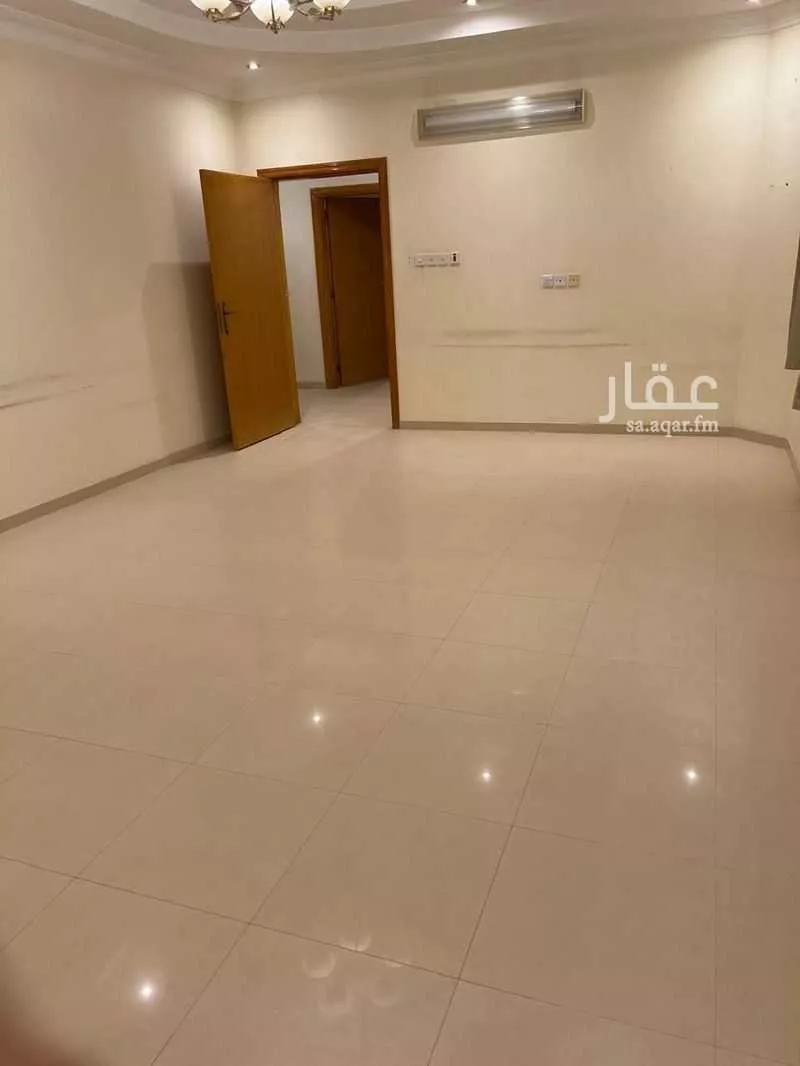 فيلا 17 غرف في الزهرة 8