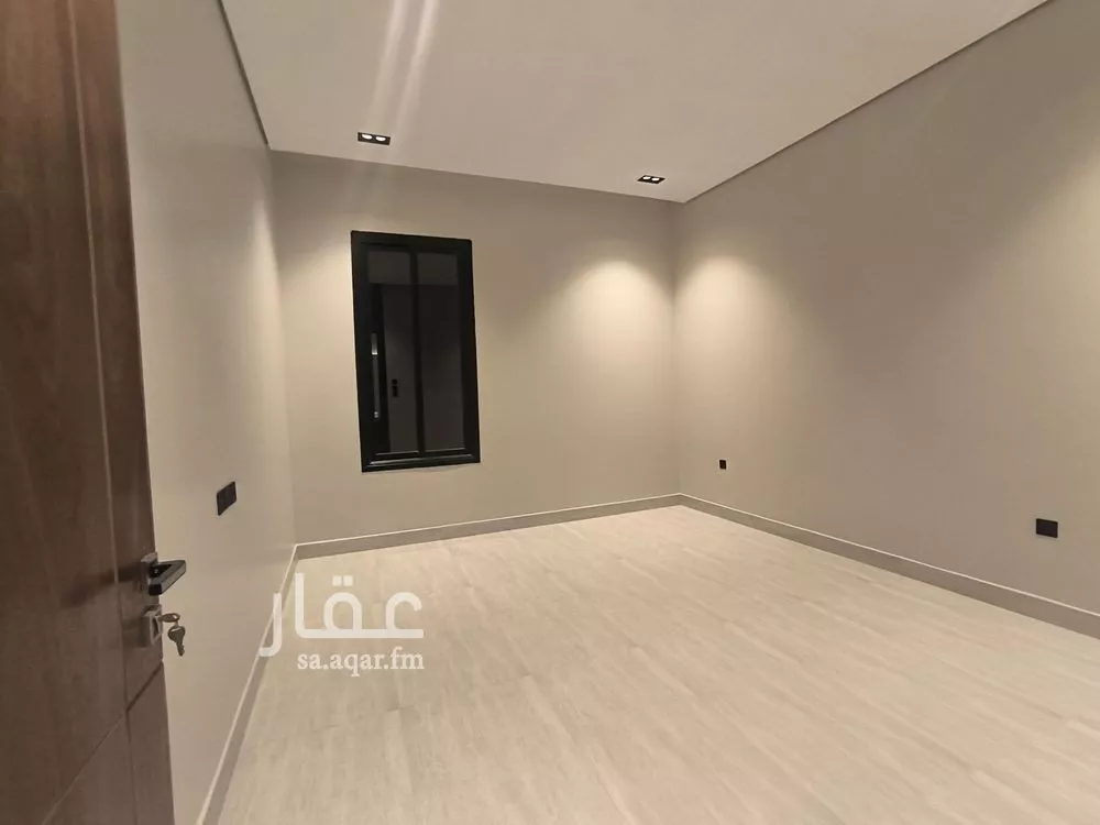 فيلا 5 غرف في الرمال 3